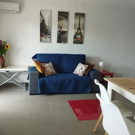 Cozy And Sunny Two Bedroom La Mata *
