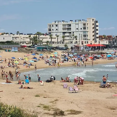 Cozy And Sunny Two Bedroom La Mata