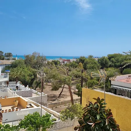 Cozy And Sunny Two Bedroom La Mata Apartment